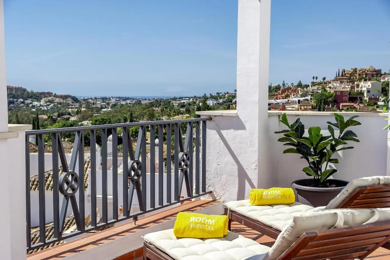 Ar23 - Holiday Flat, Puerto Banus By Roomservices Marbella Apartamento