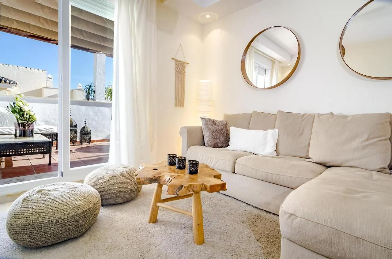 Ar23 - Holiday Flat, Puerto Banus By Roomservices Marbella