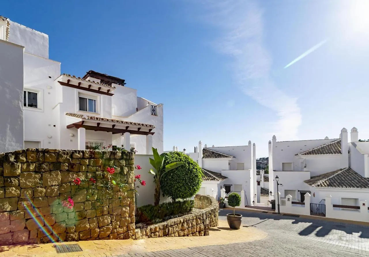 Apartamento Ar23 - Holiday Flat, Puerto Banus By Roomservices Marbella